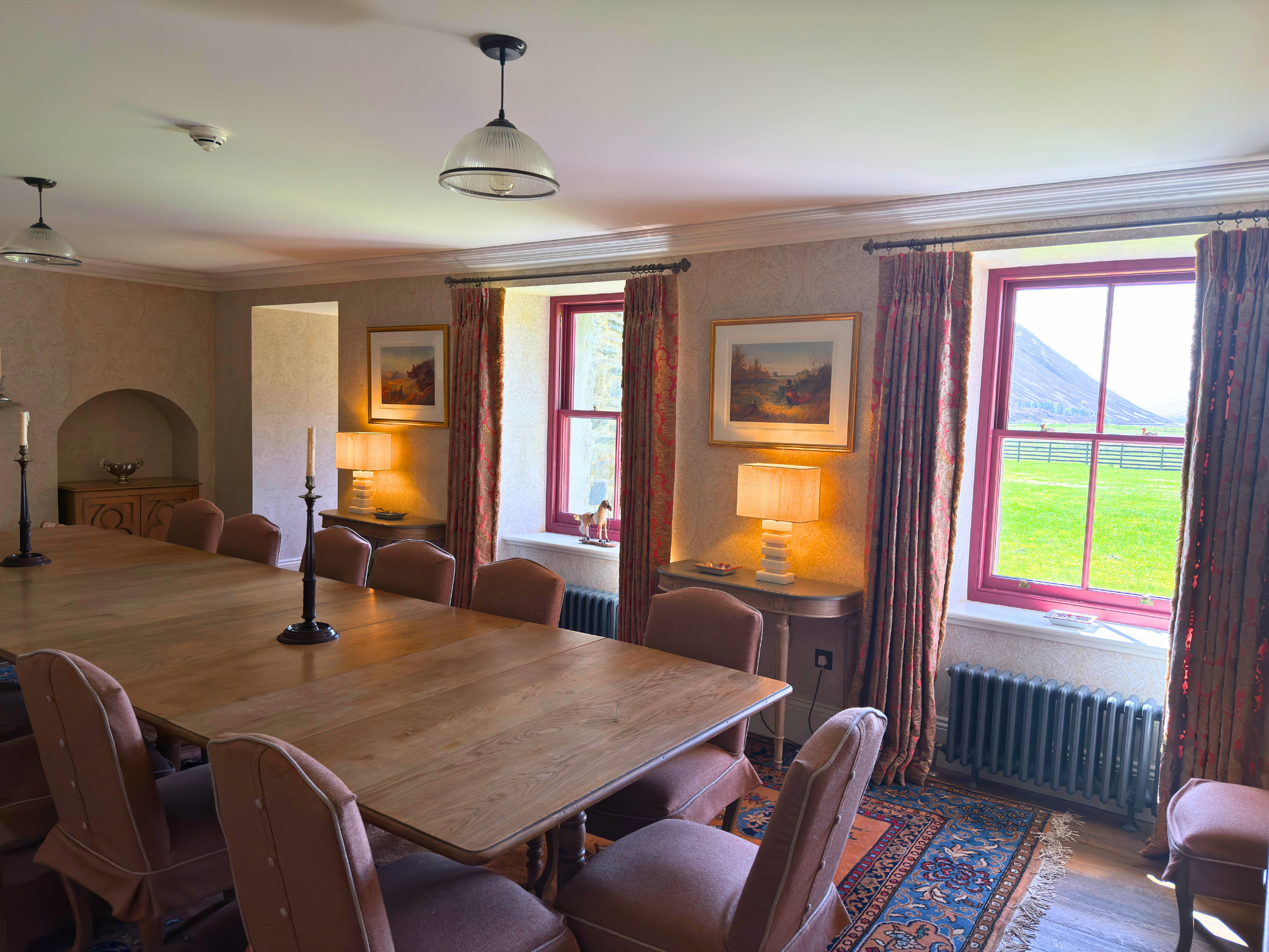 The luxury dining room of Dalnaspidal Lodge (Ben Alder Estate).
