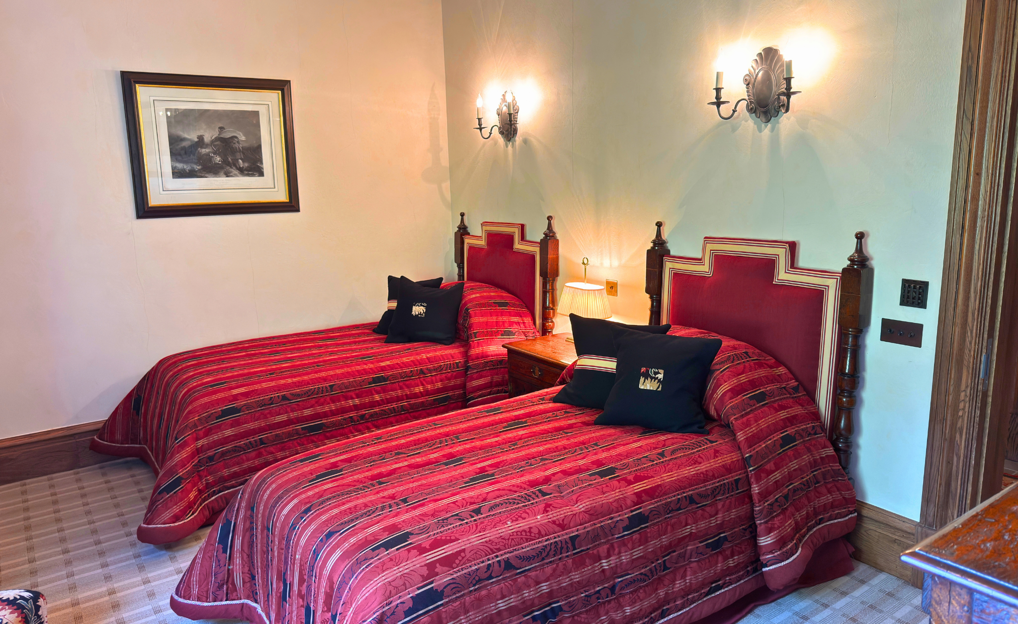 A twin-bed bedroom in Gate Lodge (Ben Alder Estate).