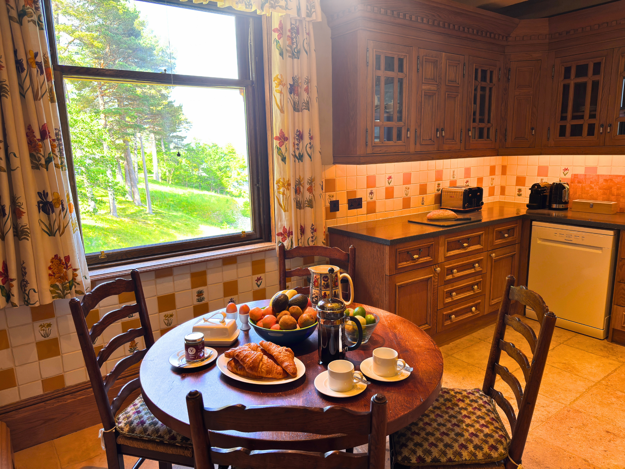The kitchen in Gate Lodge (Ben Alder Estate).