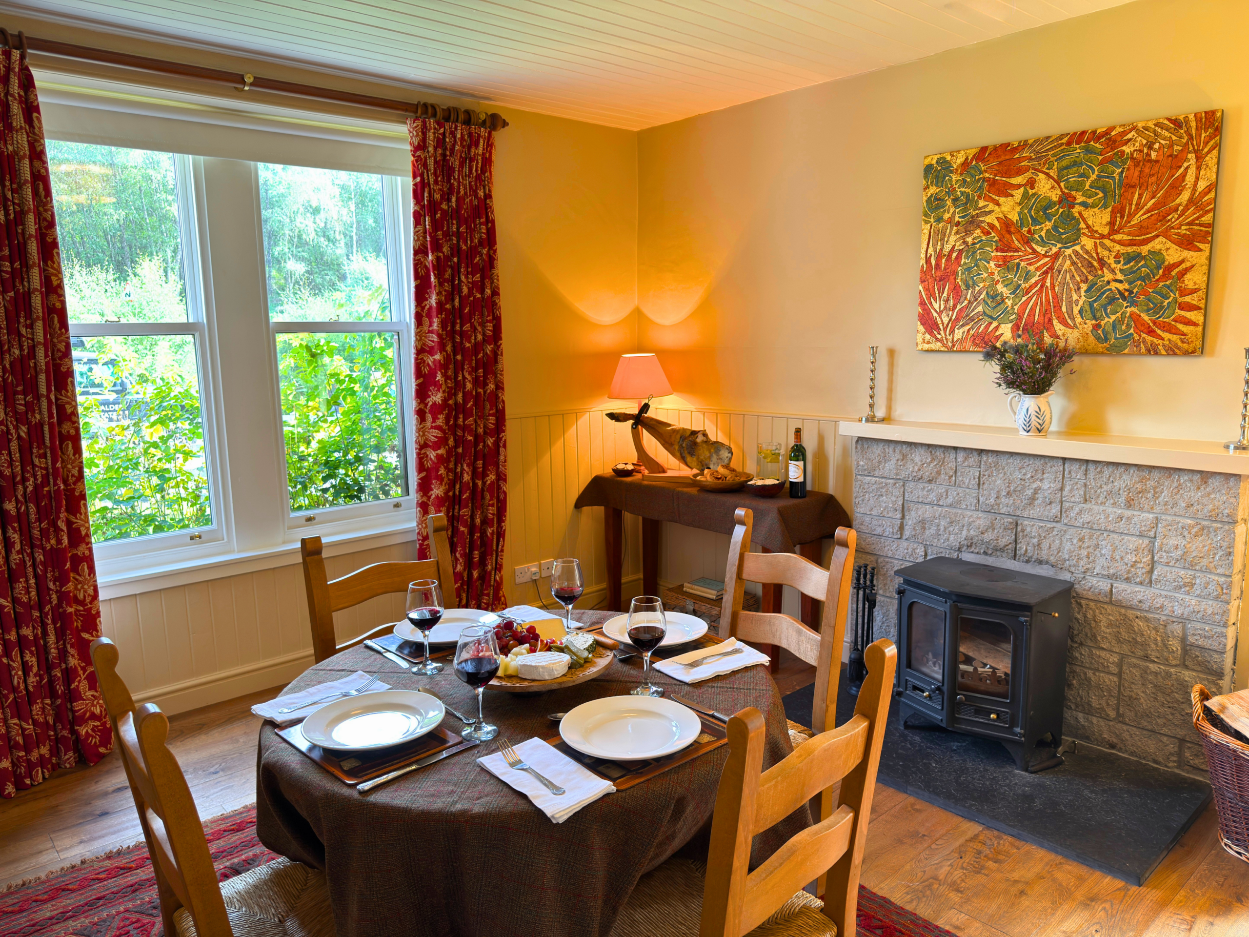 The dining room in Strathmashie Cottage (Ben Alder Estate).