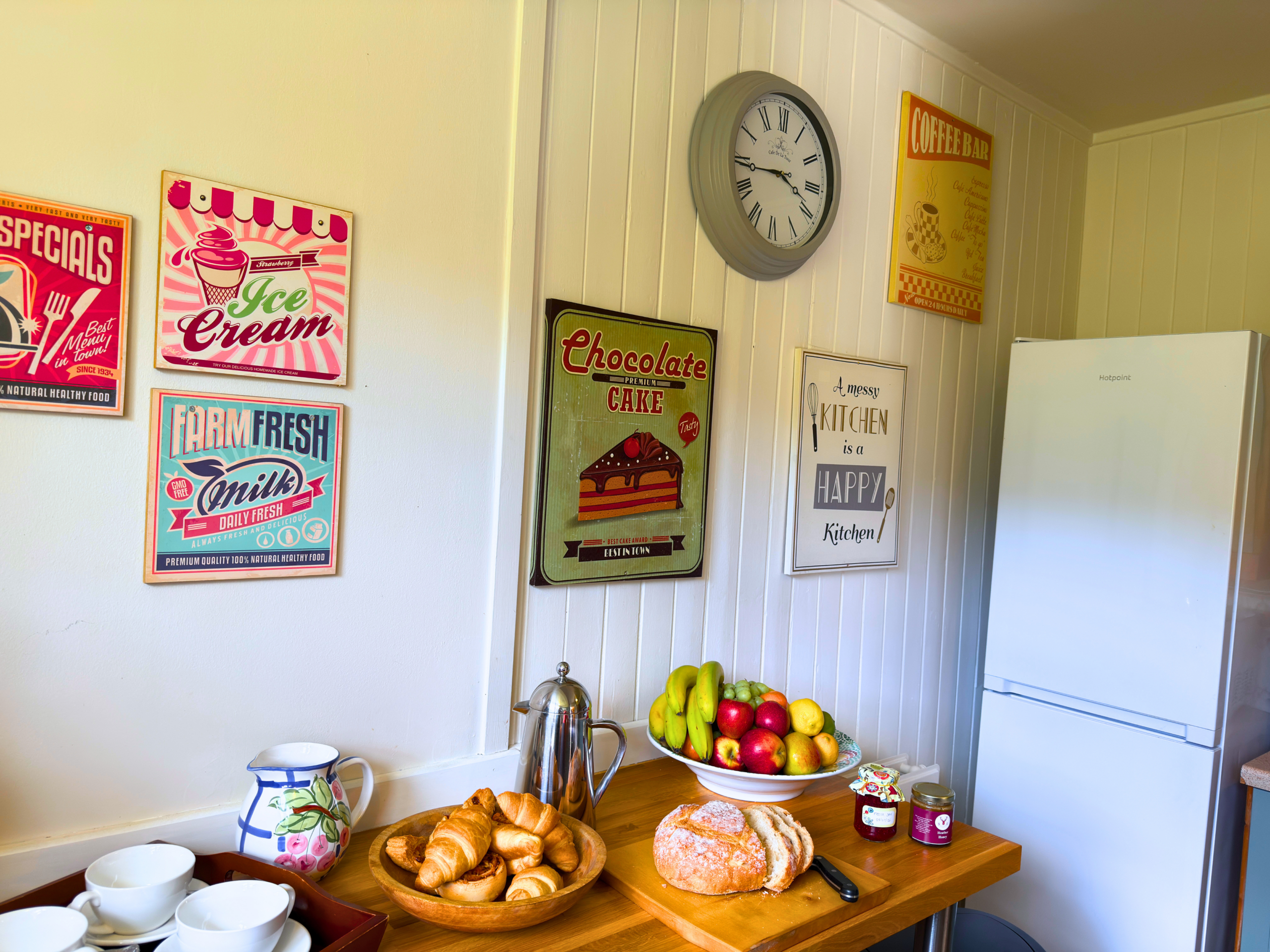 The kitchen at Strathmashie Cottage (Ben Alder Estate).