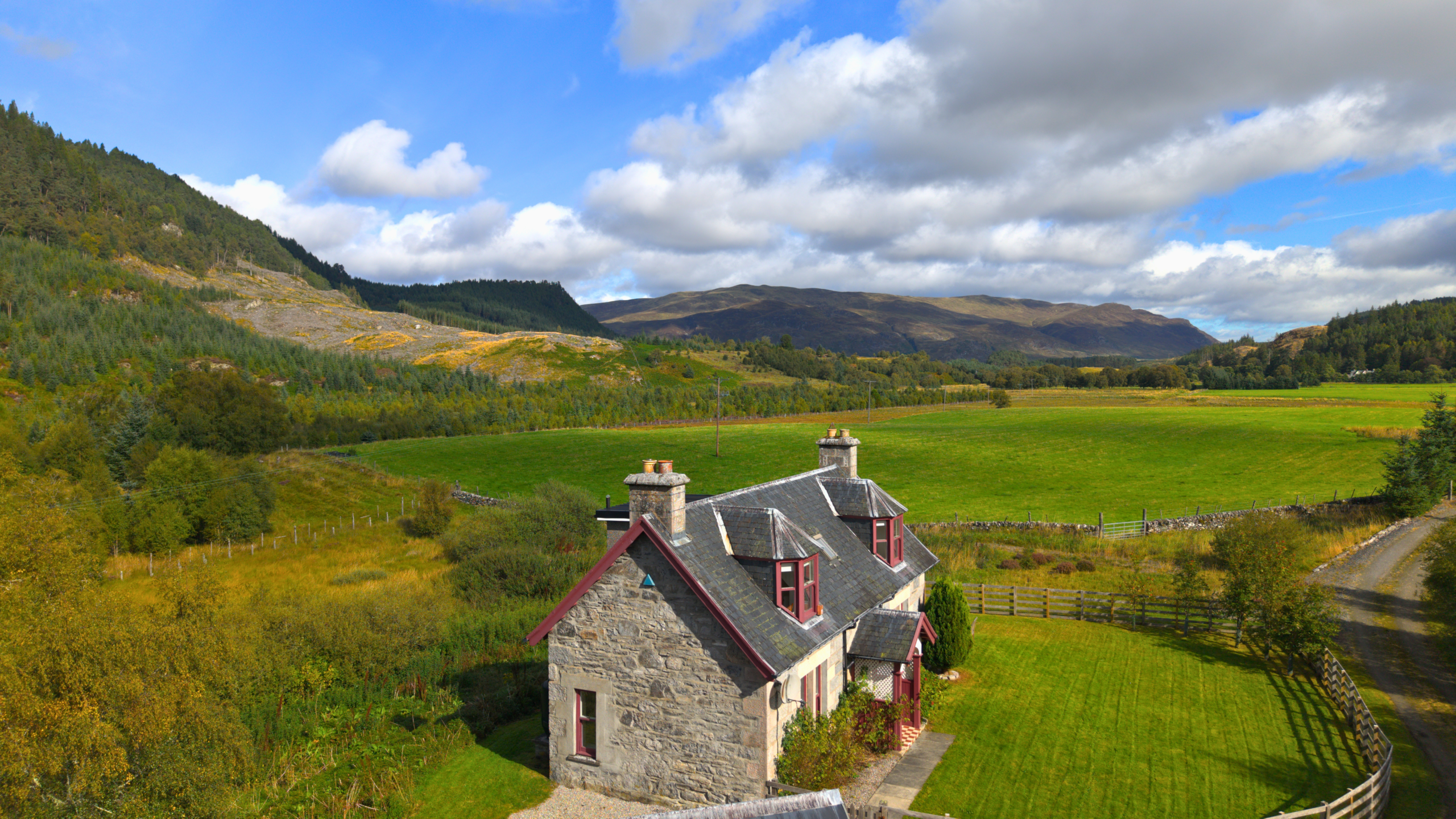 Strathmashie Cottage sits comfortably in the Highlands (Ben Alder Estate).
